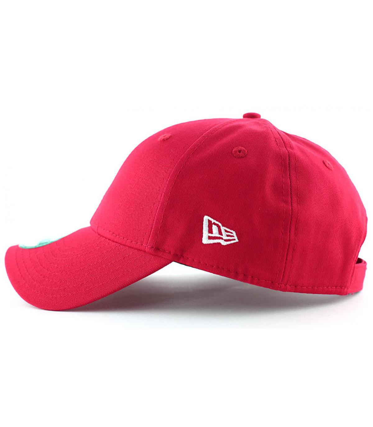 rood curved visor cap